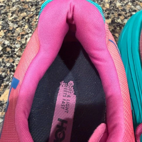 Hoka Vibrant Pink and Teal Sneakers ladies Rincon 3 size 7.5 - Picture 6 of 10